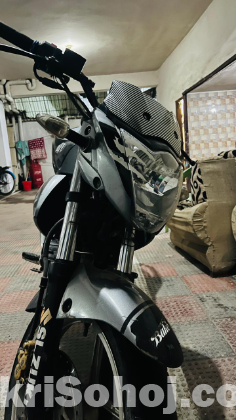 Suzuki gixxer monotone